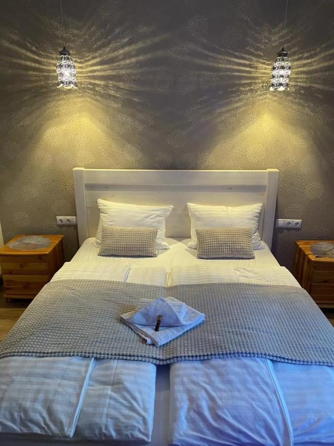 Safit-Mandala Apartment Mosonmagyarovar Luaran gambar
